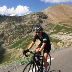 cycliste en montagne