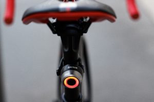 Feu arrière Proviz dans la box de janvier 2020 de Pédaleur